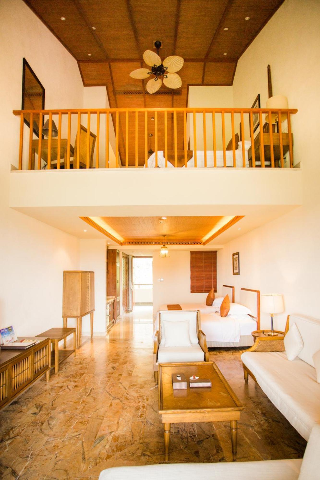 Stony Brook Villa Jianguo Resort Sanya Esterno foto